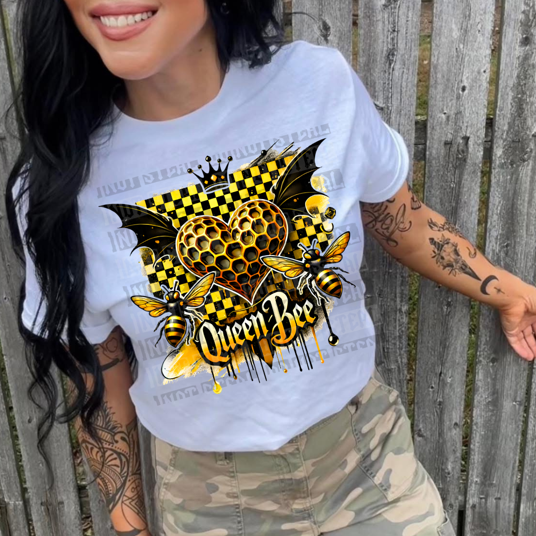 Queen Bee PNG | 300 DPI | Transparent PNG | Digital File Only